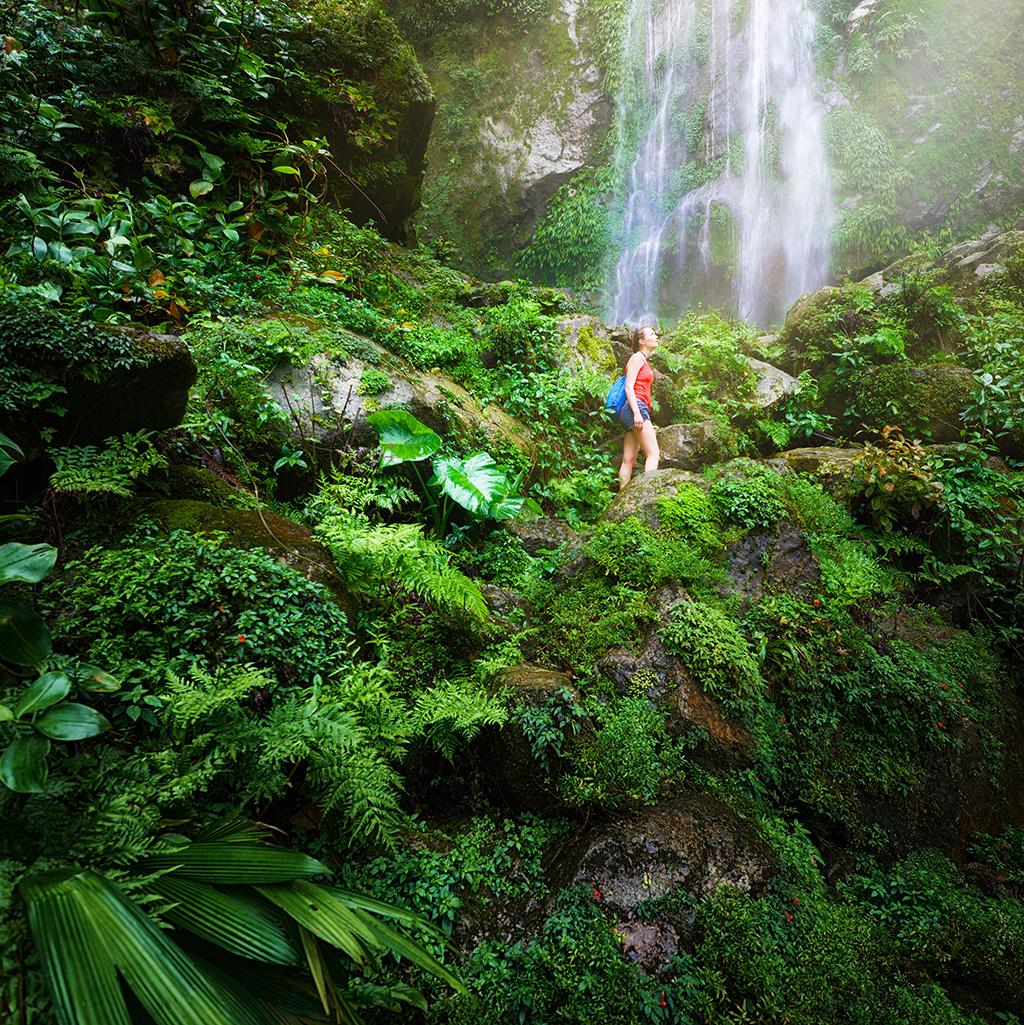 Waterfall hiking with Central America vacation packages