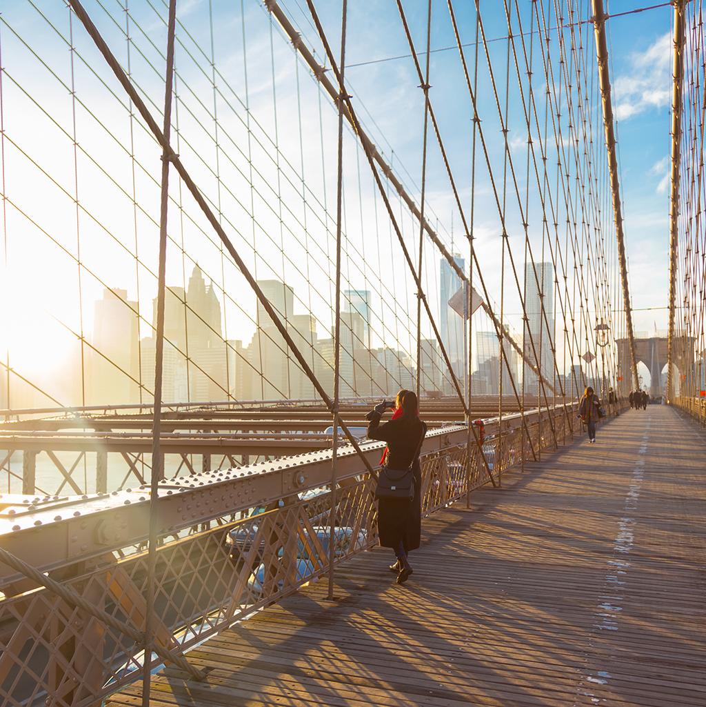 Taking photos from the Brooklyn Bridge in New York City